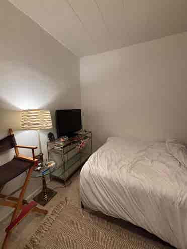 Join our cozy apt in Bushwick