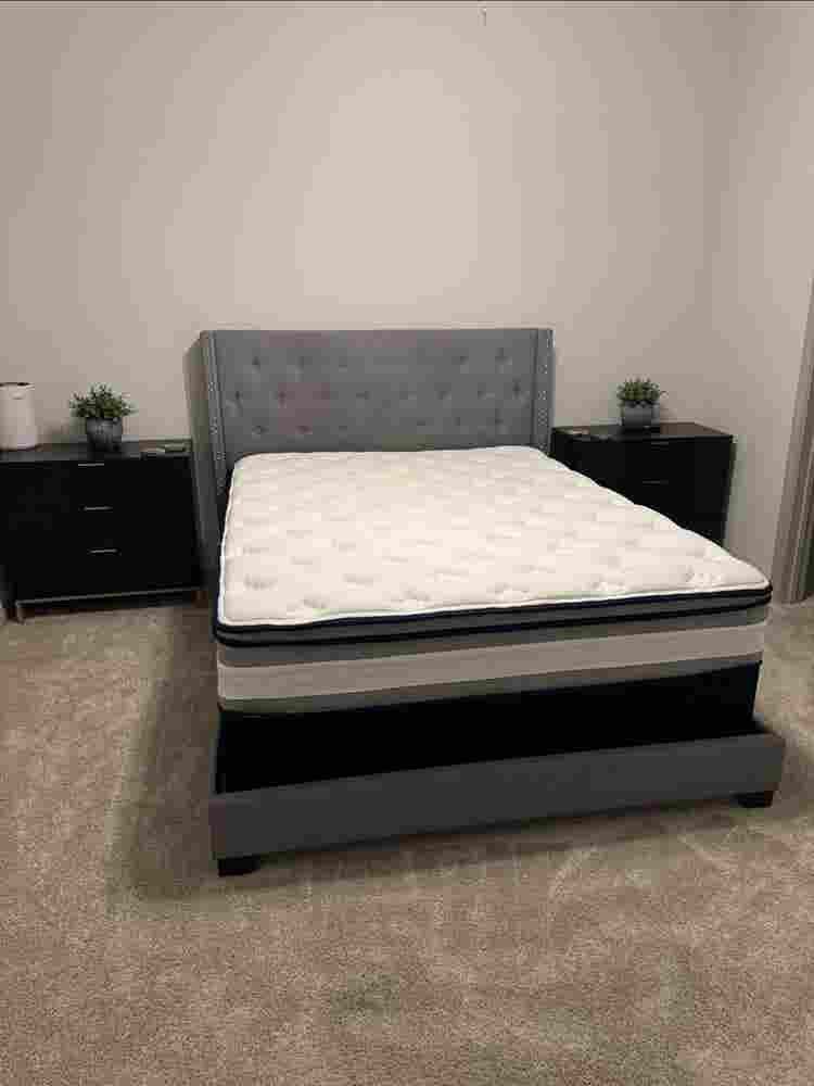 Room Available in Luxury Apartment