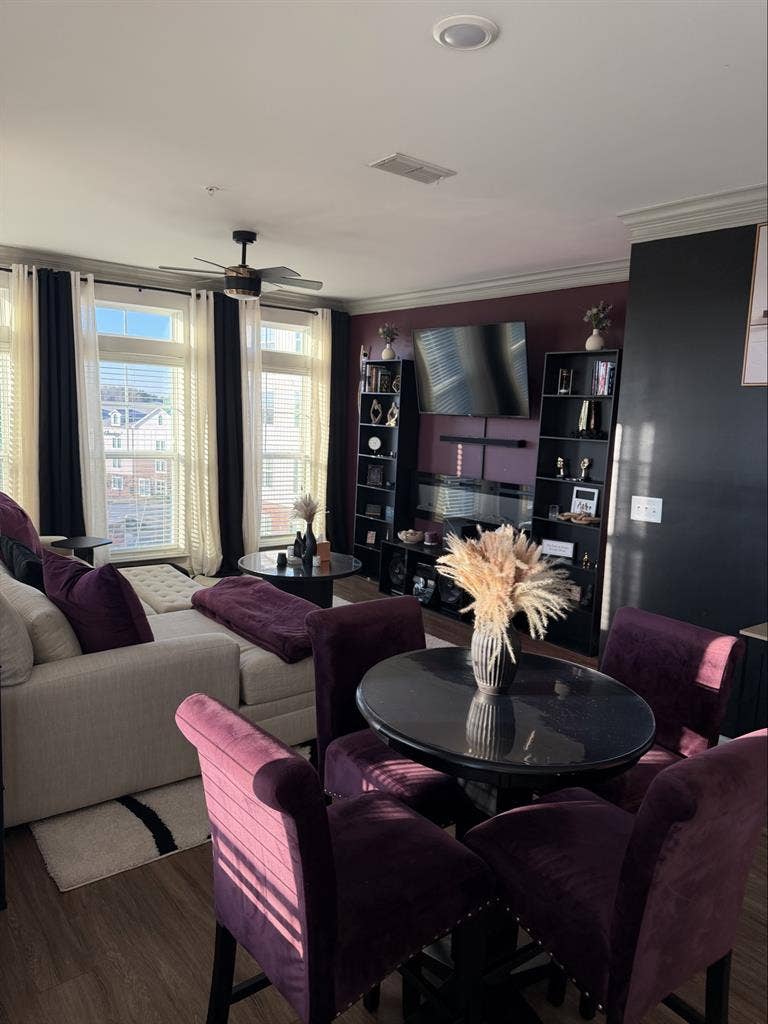 Room Available in Luxury Apartment