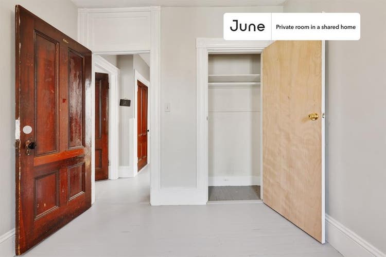 4 BR in Boston