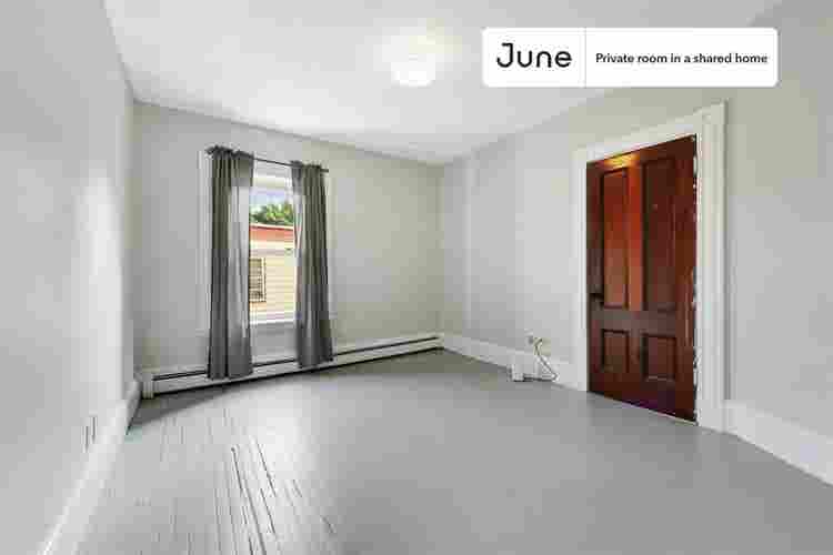 4 BR in Boston