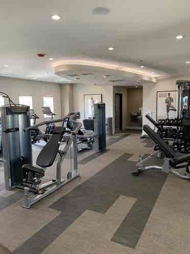 1 bed/bath available to rent