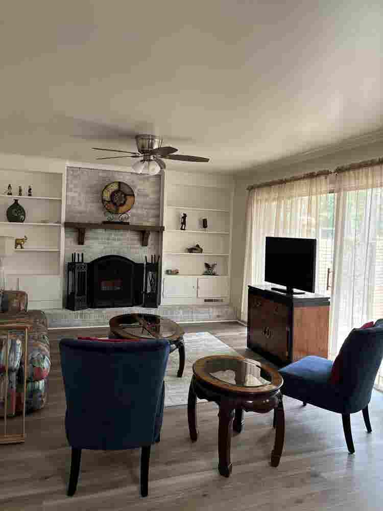 Beautiful room in east charlotte
