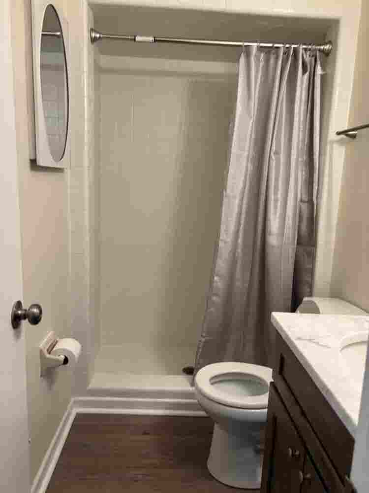 Beautiful room in east charlotte