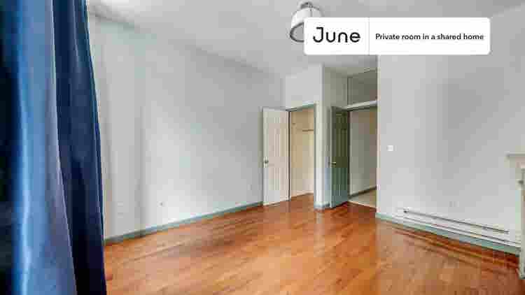 2 BR in New York City