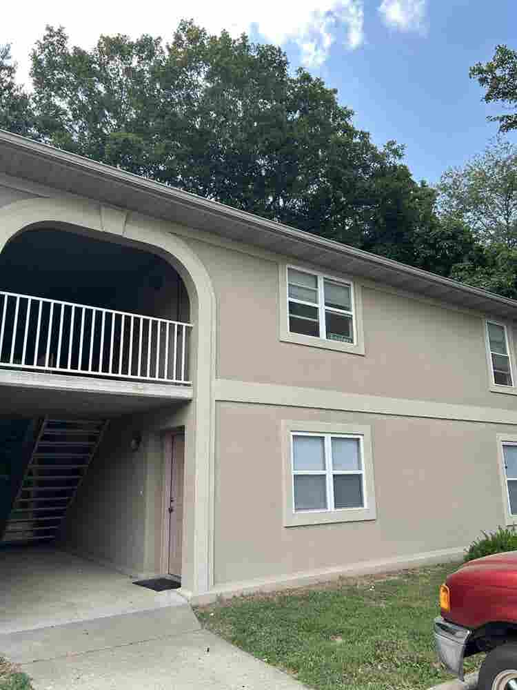 2 BEDROOM, looking for ROOMMATE