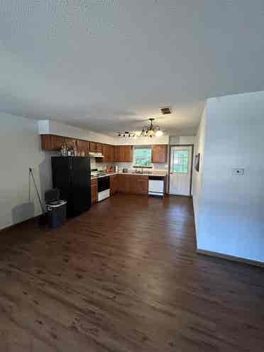 2 BEDROOM, looking for ROOMMATE