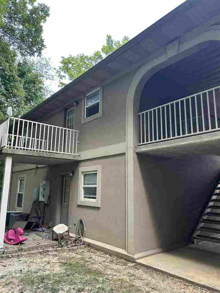 2 BEDROOM, looking for ROOMMATE