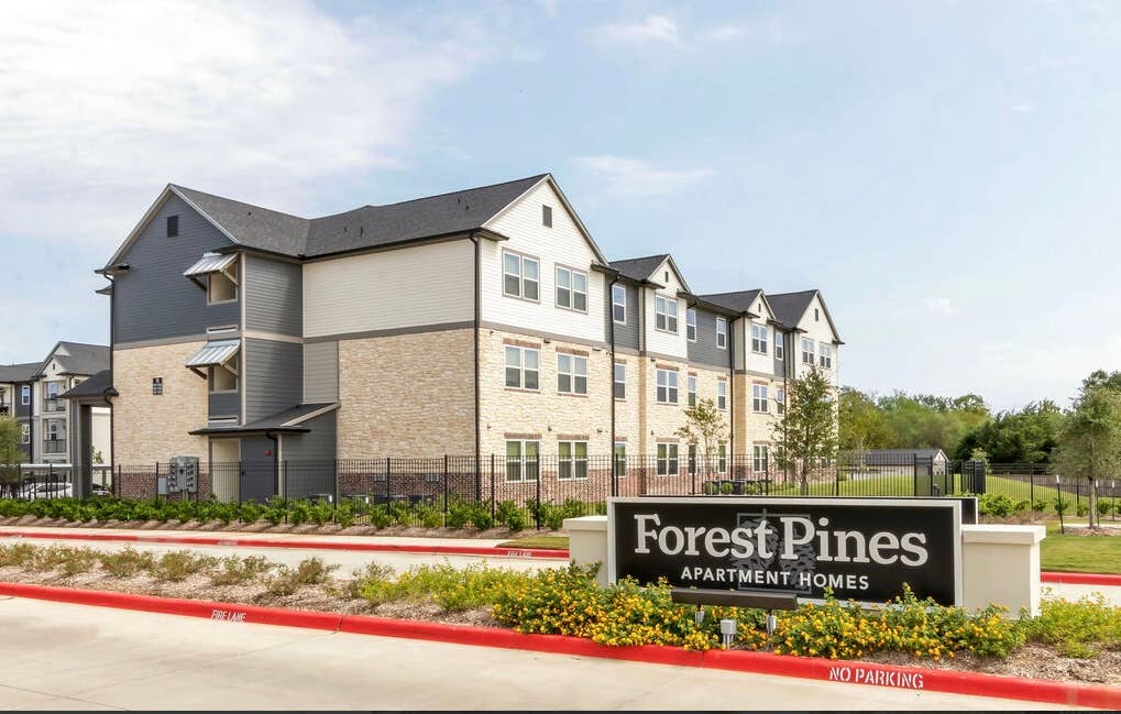 B Apartment for Sublease