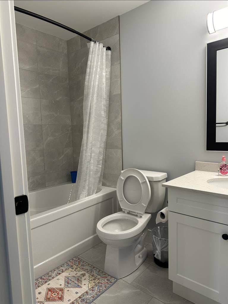 Private room for rent