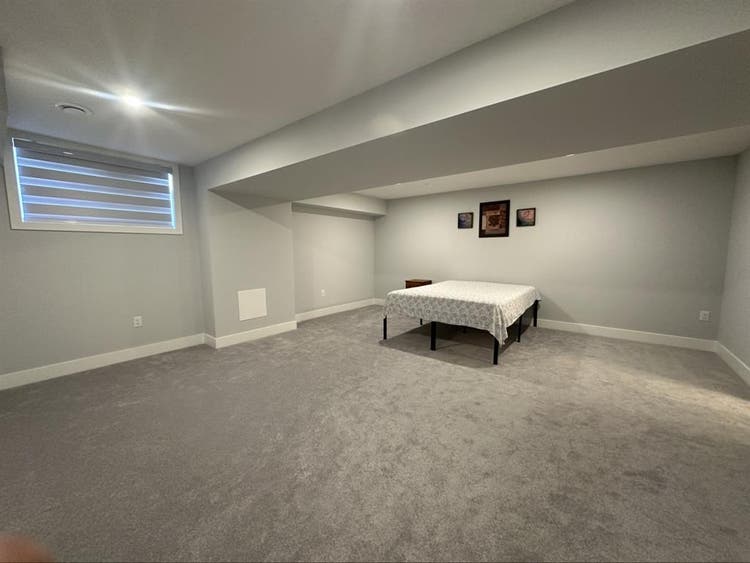 Private room for rent