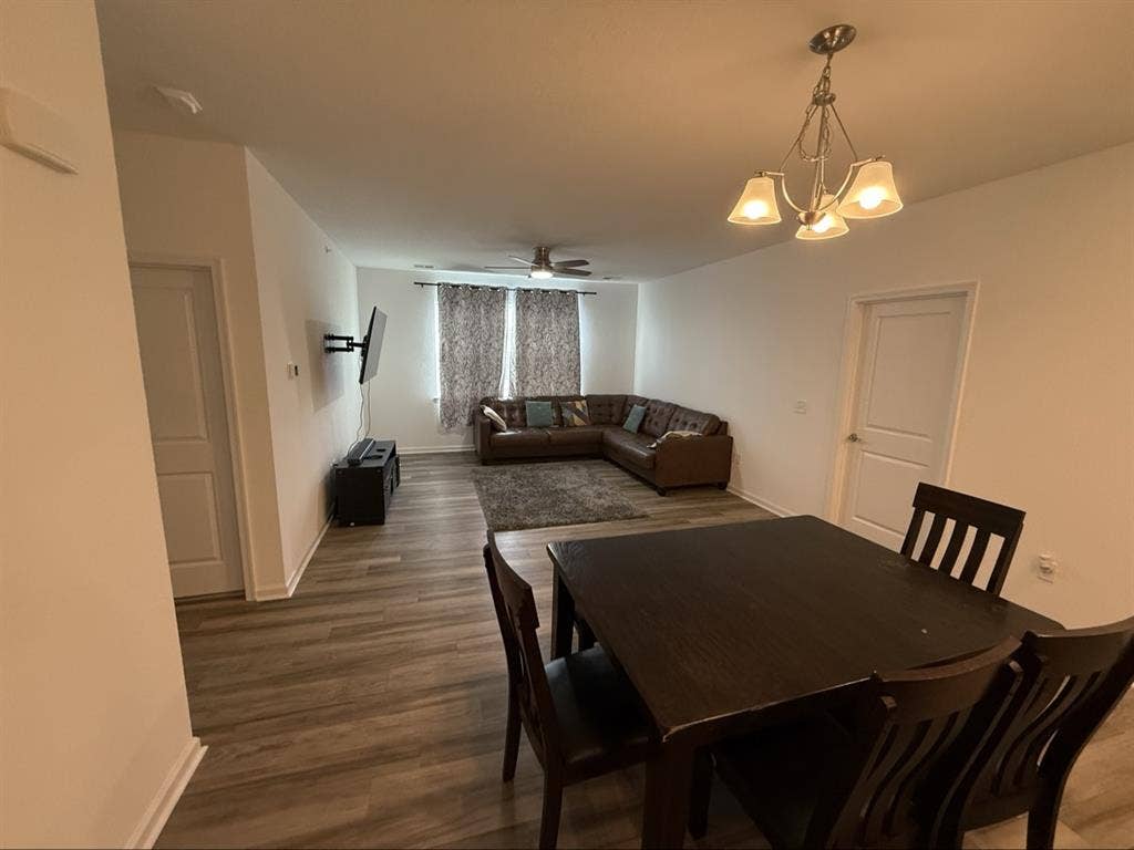 Private room in Virginia Beach