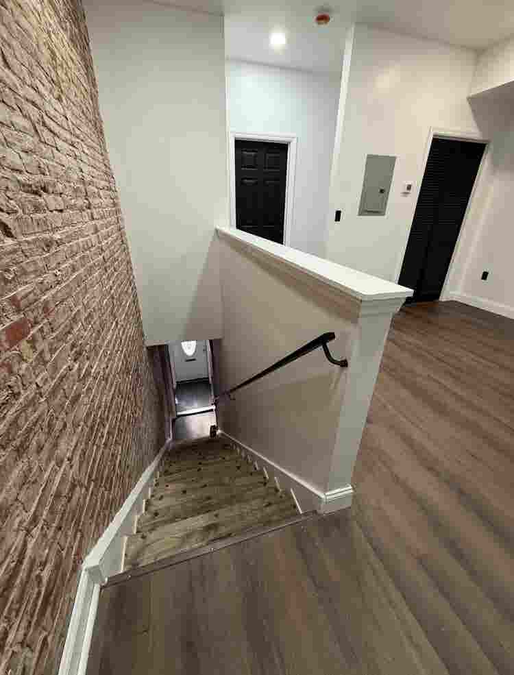 ROOMS FOR RENT
