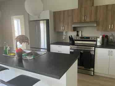 📢 CHAMBRE À LOUER  - WINDSOR