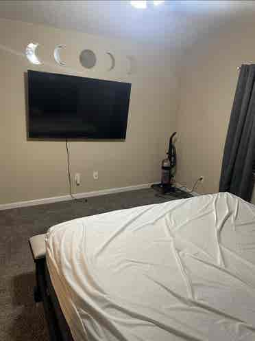 Room for rent - ASAP
