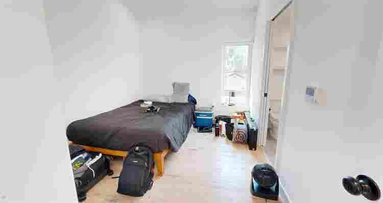 1 BR in Los Angeles