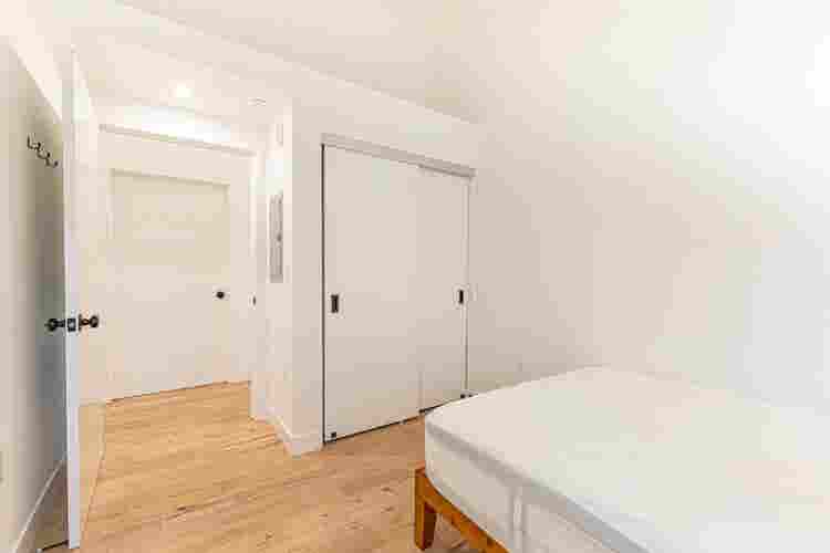 1 BR in Los Angeles