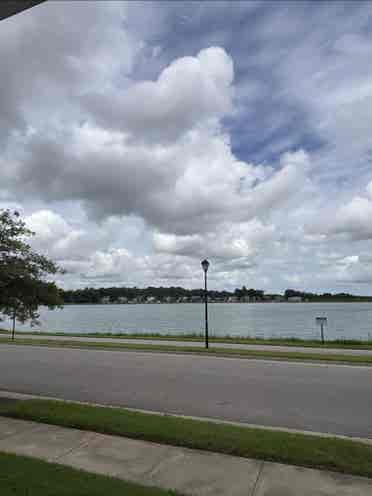 Gorgeous lakefront home