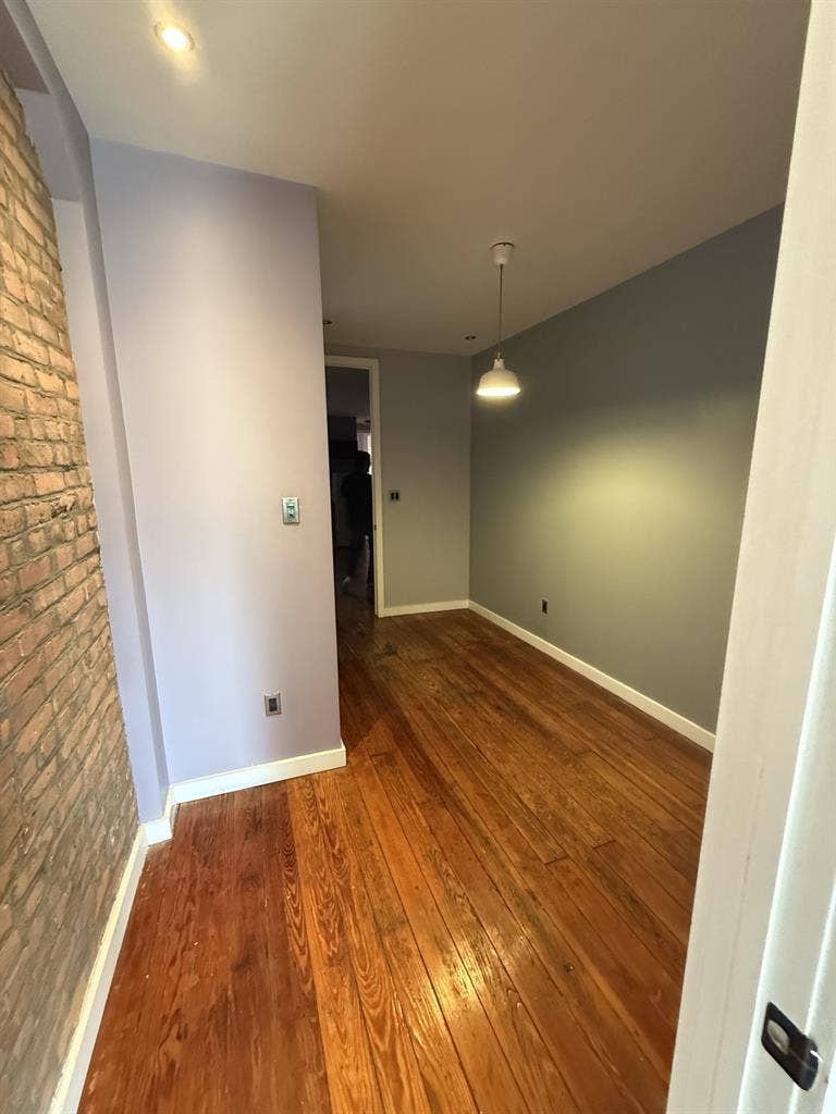 Perfect apartment next to pratt