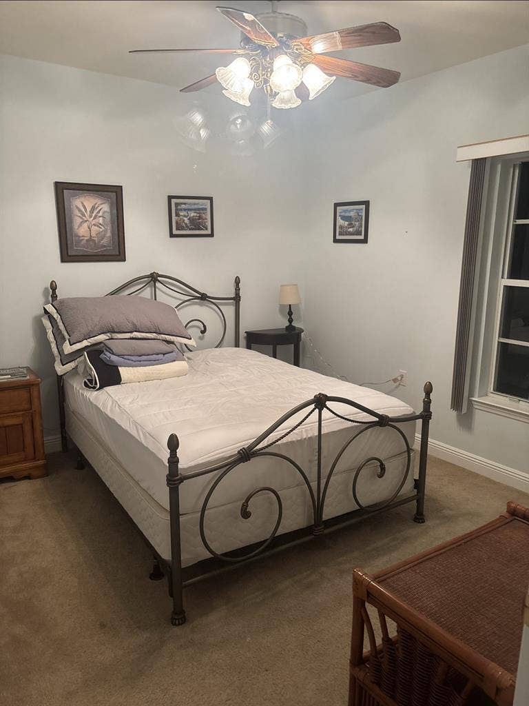 Furnished room for rent