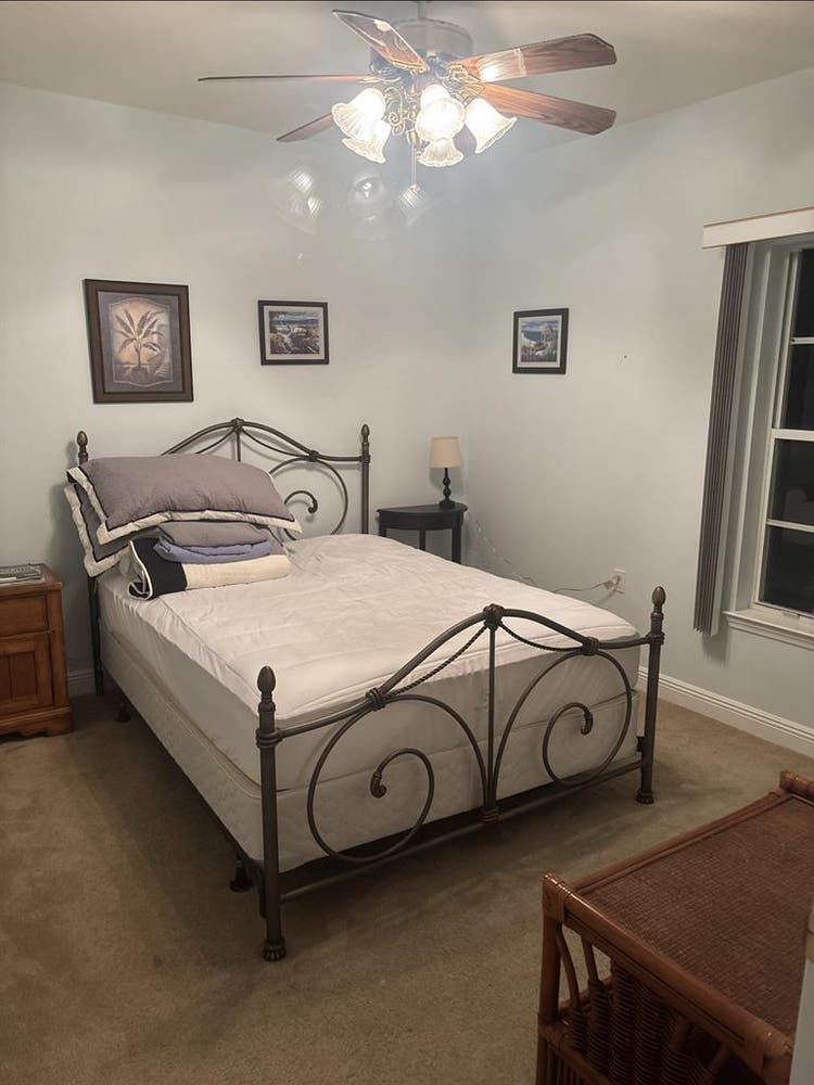 Furnished room for rent