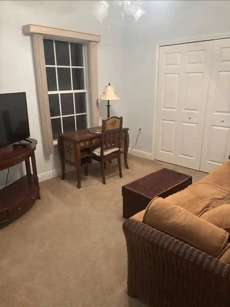 Furnished room for rent