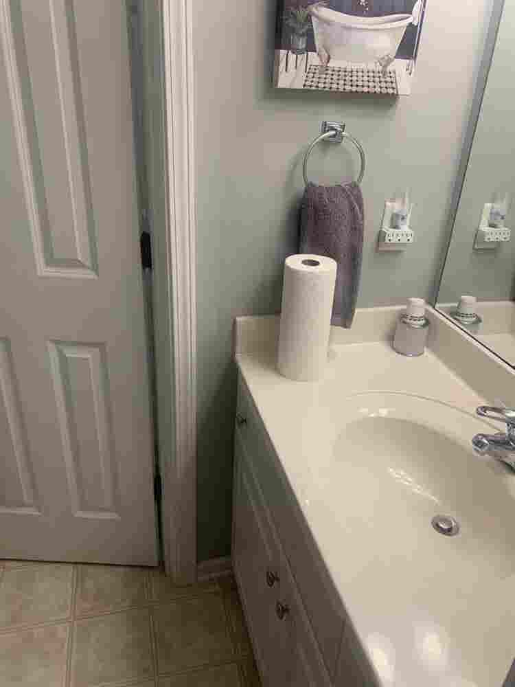Furnished room utilities included