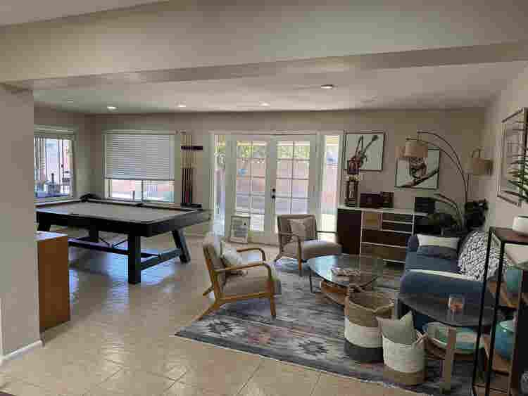 One Private Bedrooms + Pool Tempe!