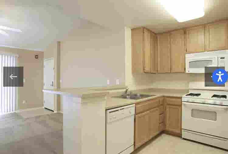 Private room for rent — Female only