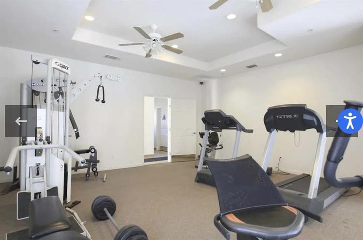 Private room for rent — Female only