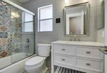 Luxe Home / Private Suite/Bath