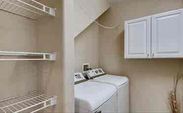 Beautiful room move-in available