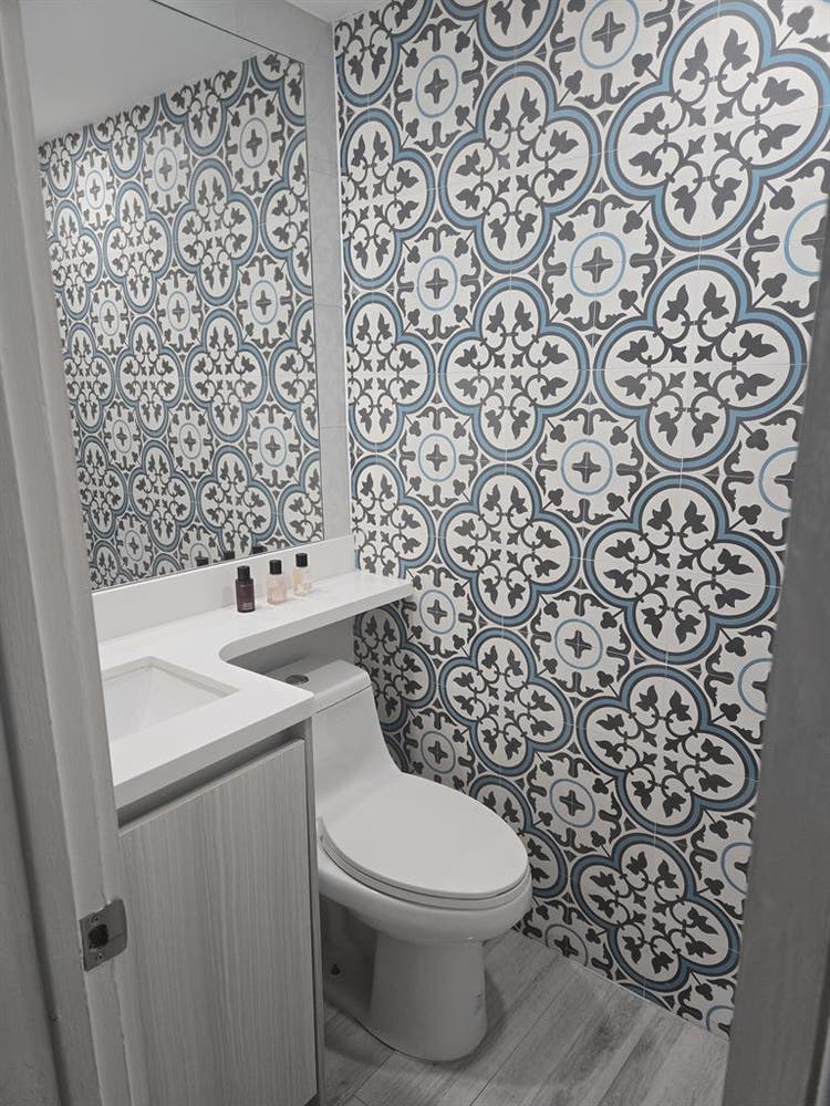 4 rent beautiful room Hollywood,Fl