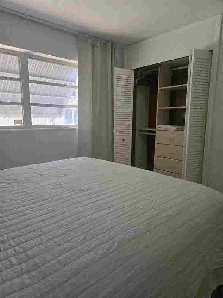 4 rent beautiful room Hollywood,Fl