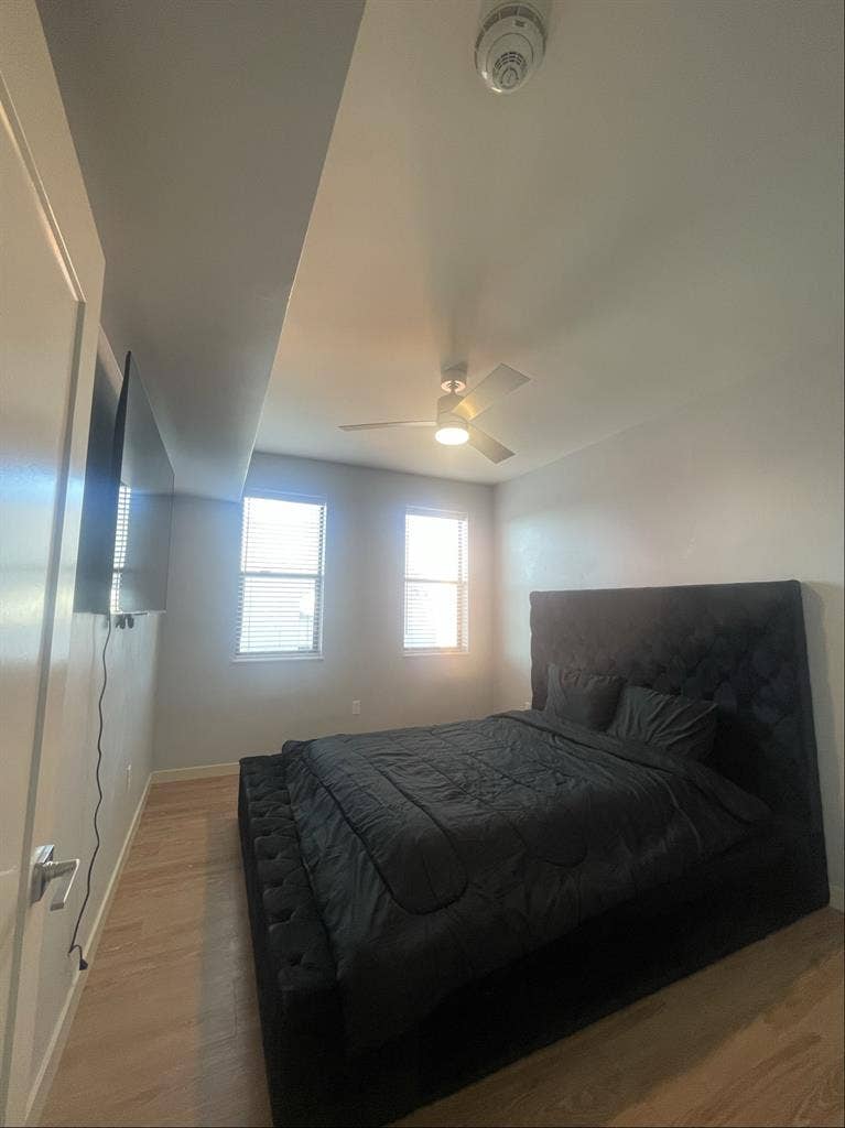 Luxury
Houston APT available NOW