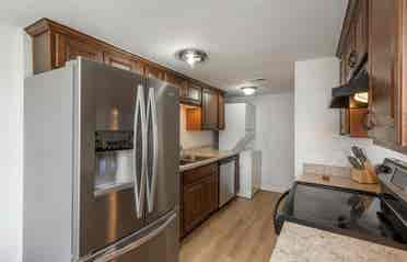 Private bedroom for rent!!