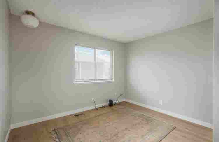 Private bedroom for rent!!