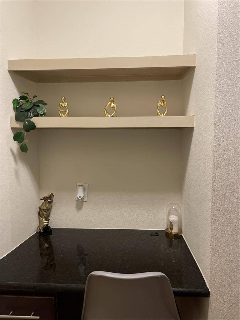 Champagne Lounge by the NRG/Med