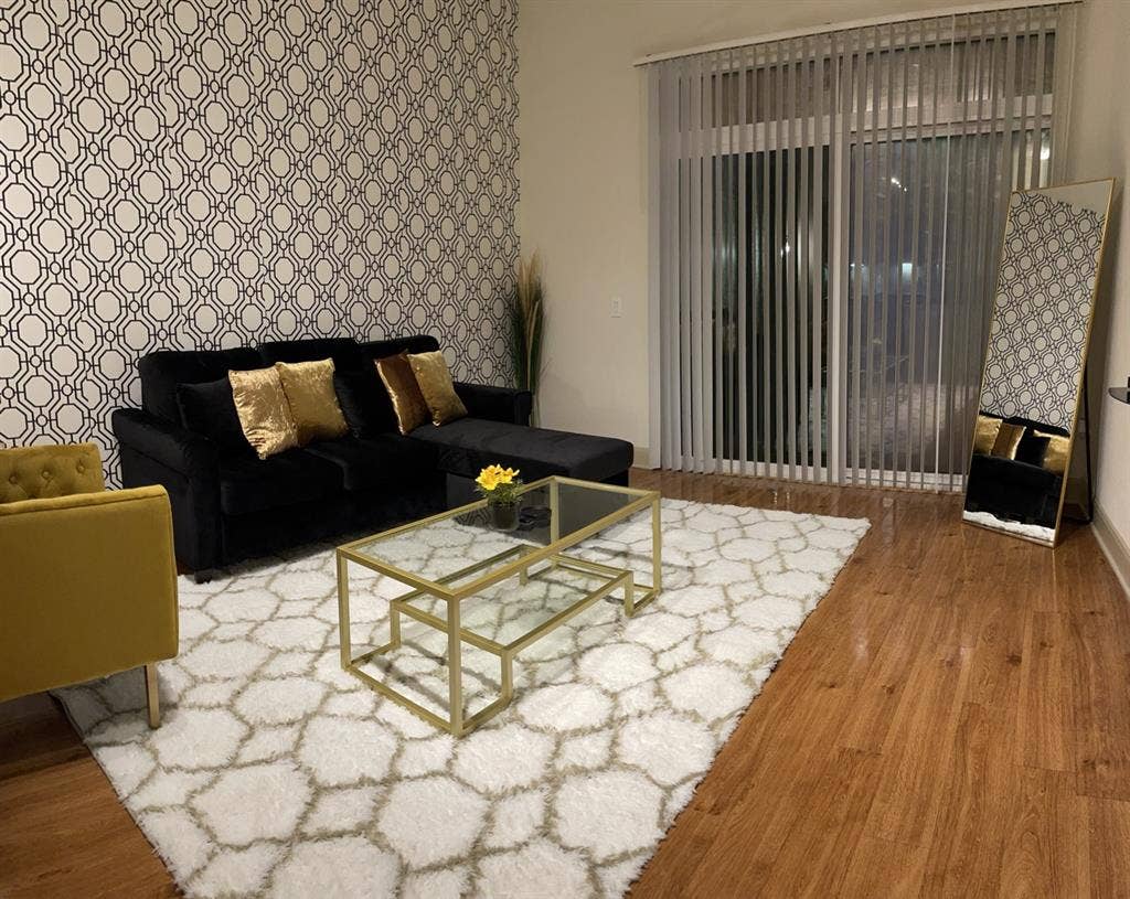 Champagne Lounge by the NRG/Med