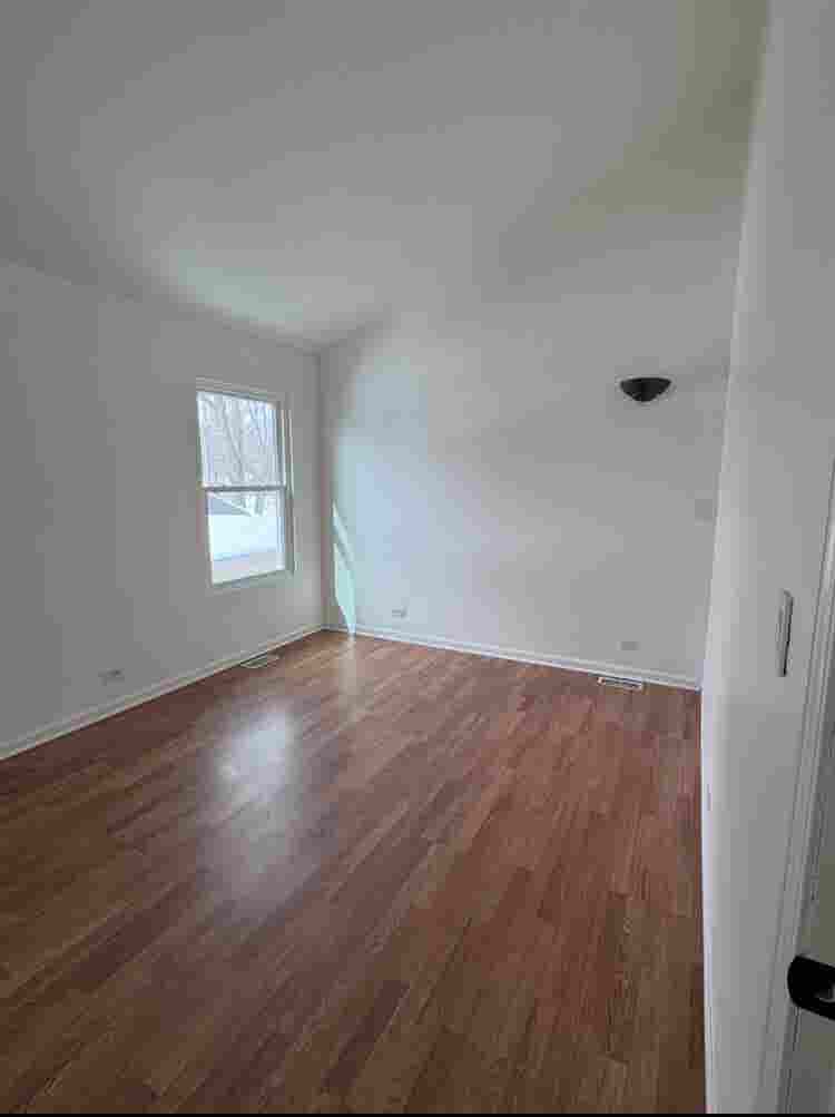 Room for rent!
