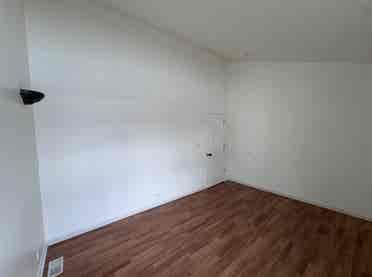 Room for rent!