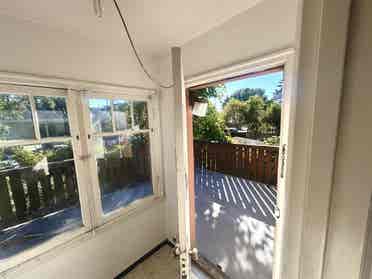 6-BEDROOM RENTAL – $/Room