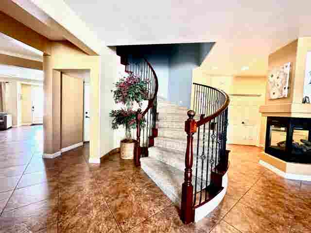 Roommate in Beautiful large home