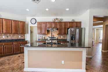 Roommate in Beautiful large home