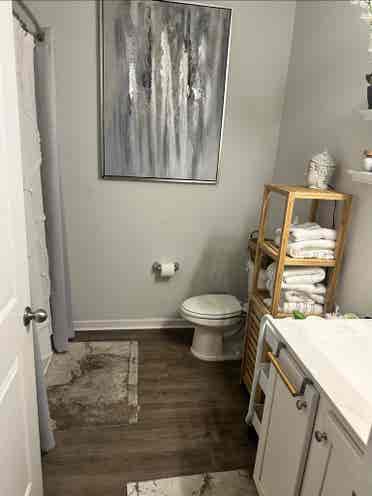 Fully furnished room available .