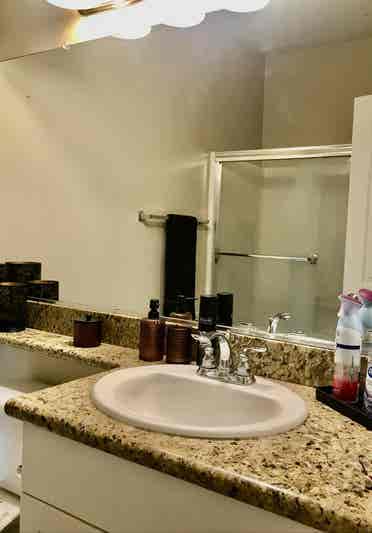 Irvine One Bedroom/Bathroom