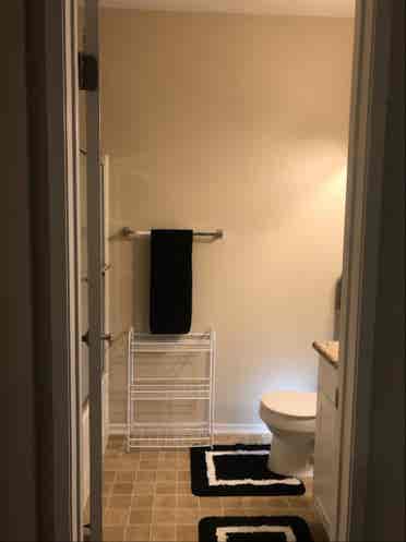 Irvine One Bedroom/Bathroom
