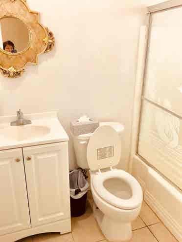 Single bedroom for rent