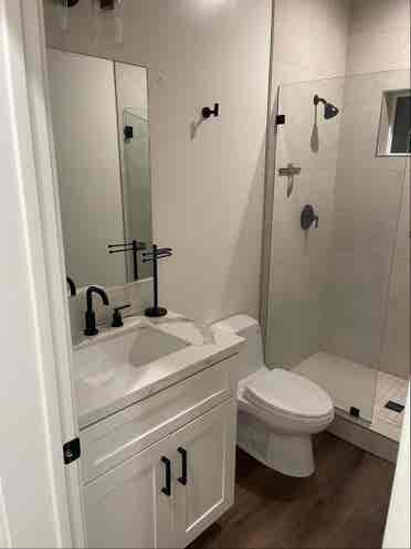 College Area 
ba Roomate Wanted