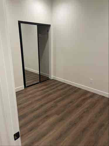 College Area 
ba Roomate Wanted